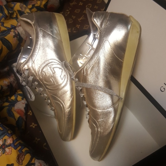 SPORTY GUCCI SNEAKERS - Picture 5 of 8